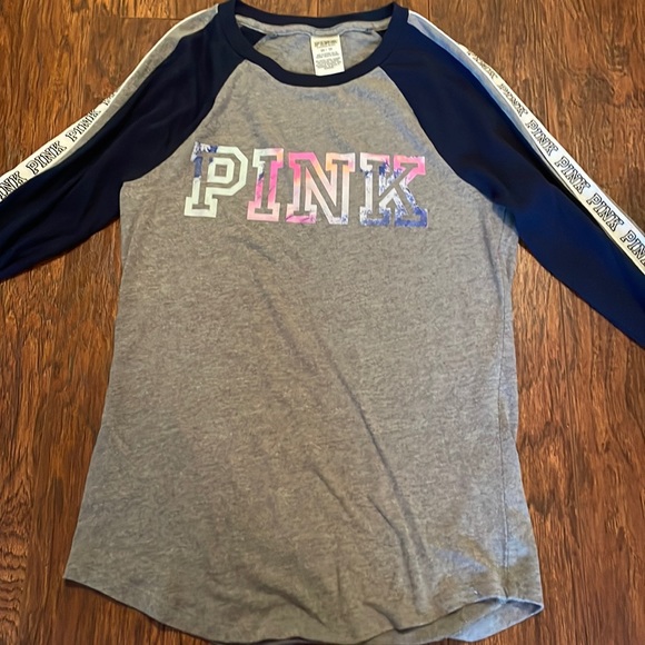 PINK Victoria's Secret Tops - PINK Victoria’s Secret baseball tee